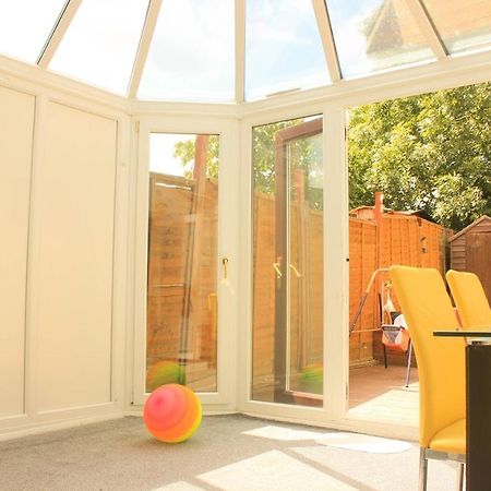 Welcome Home Twin Bedroom Near Heathrow Airport, London Yiewsley Εξωτερικό φωτογραφία